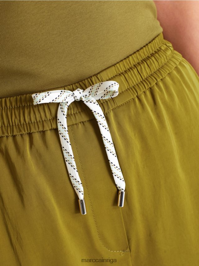 apģērbs dzeltena olīva VRBHXD695 Marc Cain brīvas bikses ar skriešanas jostasvietu