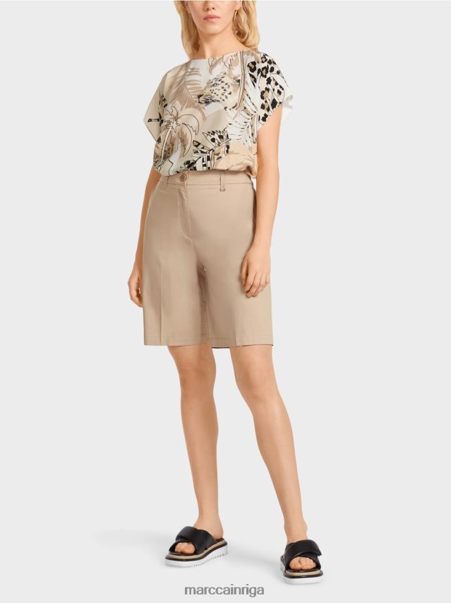 apģērbs dziļas smiltis VRBHXD658 Marc Cain smalki šorti sievišķīgā piegriezumā