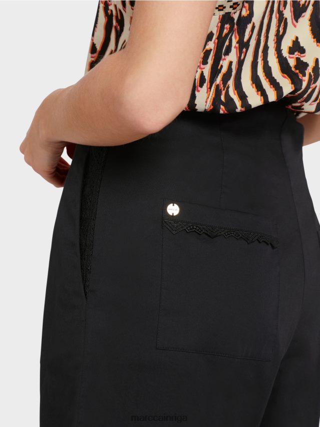 apģērbs melns VRBHXD607 Marc Cain šorti ar mežģīņu apakšmalu