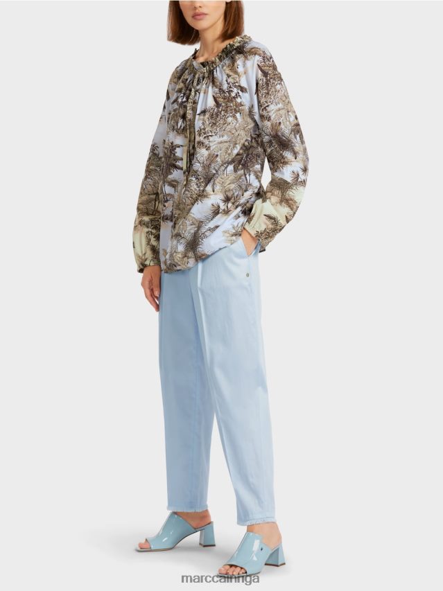 apģērbs gaiši pūderzils VRBHXD963 Marc Cain raglāna blūze ar plaukstas motīvu