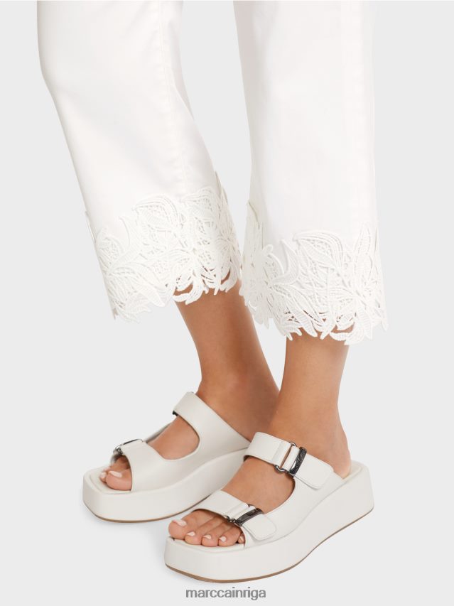 apģērbs gandrīz balts VRBHXD807 Marc Cain \"pārdomājiet kopā\" ​​dekoratīvās apakšmalas džinsus