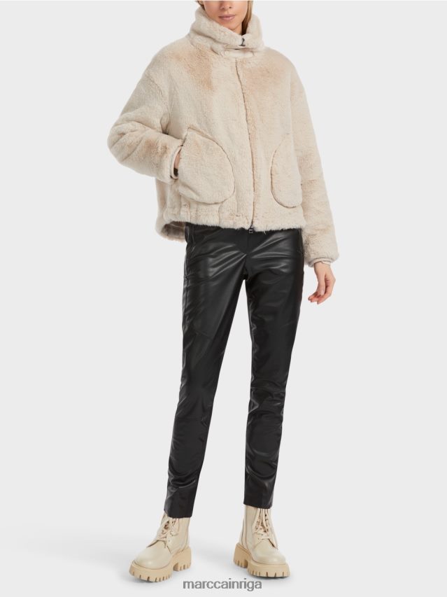 apģērbs Mandeļu piens VRBHXD316 Marc Cain jaka no jautras kažokādas