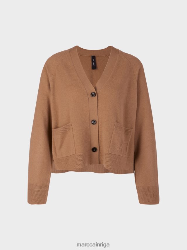 apģērbs kamielis VRBHXD437 Marc Cain elegants jaciņš ar šķēlumiem sānos