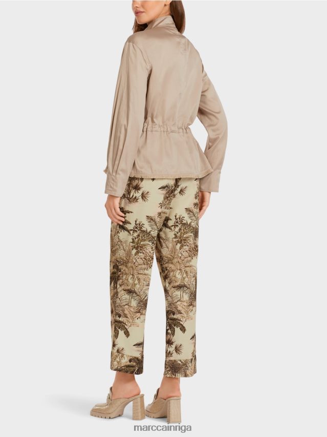 apģērbs maiga taupe VRBHXD397 Marc Cain ikdienas āra jaka no kokvilnas