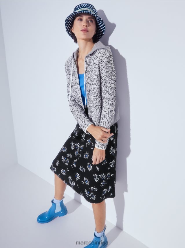 apģērbs pelēks VRBHXD426 Marc Cain jaka ar kapuci \"adīta Vācijā\"