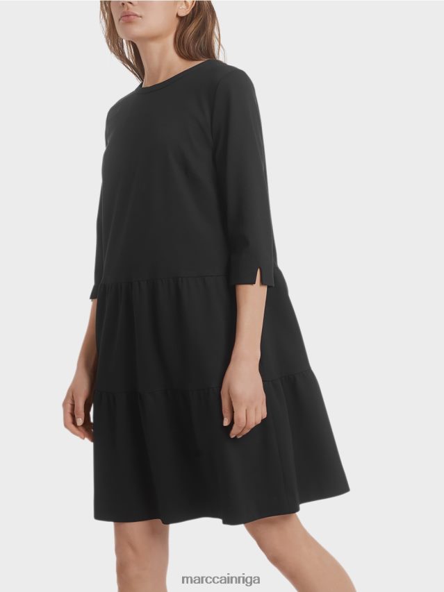 apģērbs melns VRBHXD145 Marc Cain džersija kleita ar daudzpakāpju volāniem