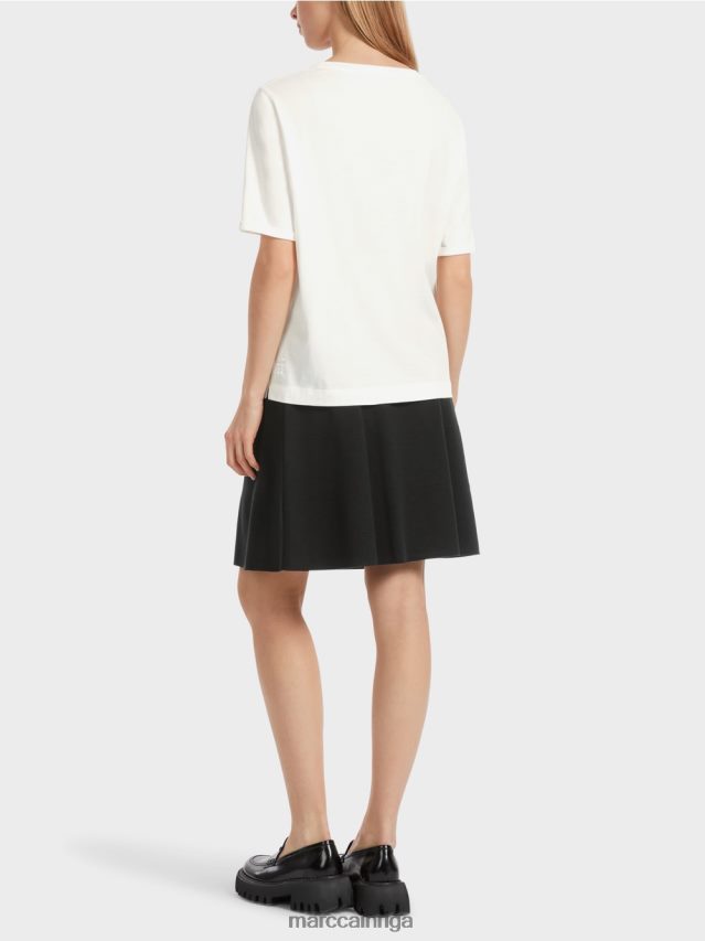 apģērbs gandrīz balts VRBHXD1265 Marc Cain t-krekls ar aplikāciju