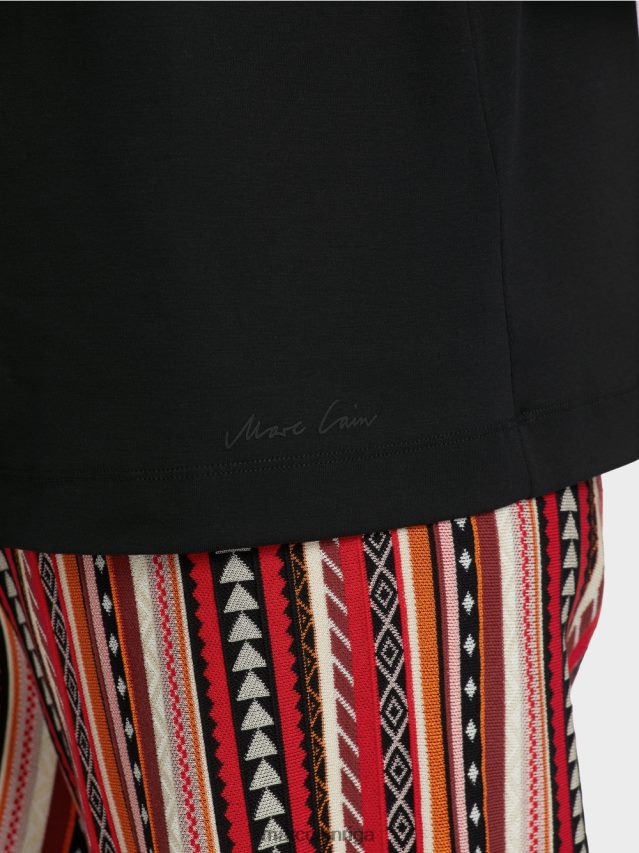 apģērbs melns VRBHXD1369 Marc Cain gaisīgs tops ar volānu