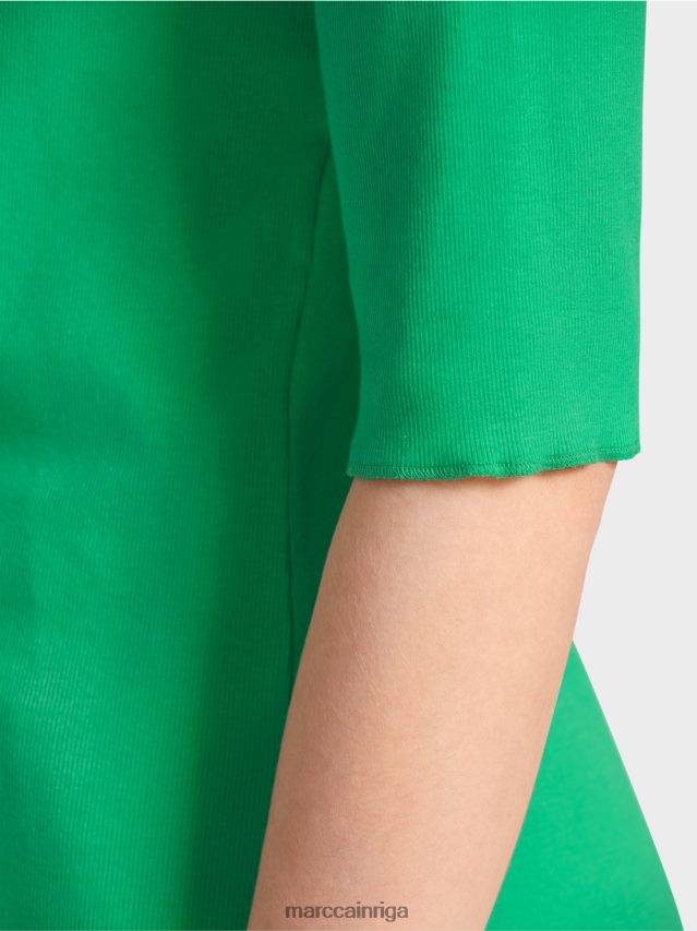 apģērbs spilgta bazilika lapa VRBHXD1364 Marc Cain t-krekls ar sievišķīgu dekoltē