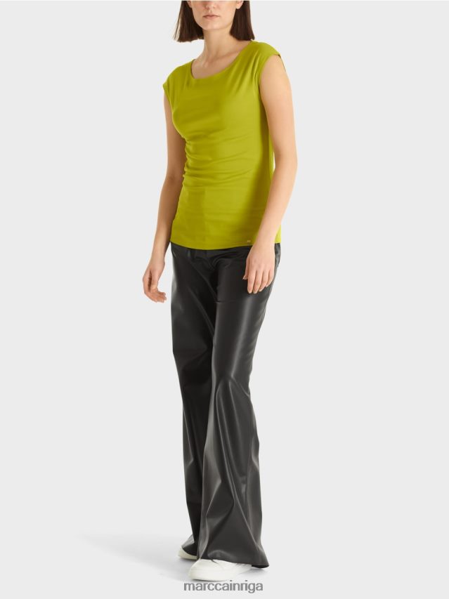 apģērbs spilgti olīvzaļš VRBHXD1330 Marc Cain augumu pieguļošs t-krekls