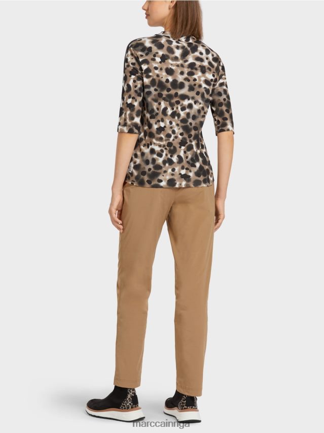 apģērbs viegla kafija VRBHXD1432 Marc Cain rievotu t-kreklu ar leoparda dizainu