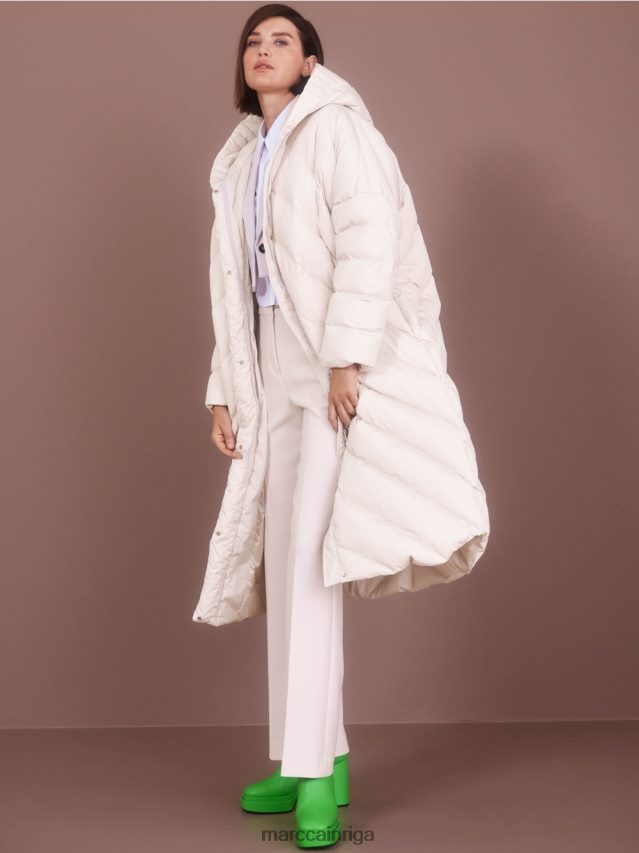 apģērbs dūmi VRBHXD235 Marc Cain stepēts mētelis ar dūnu pildījumu