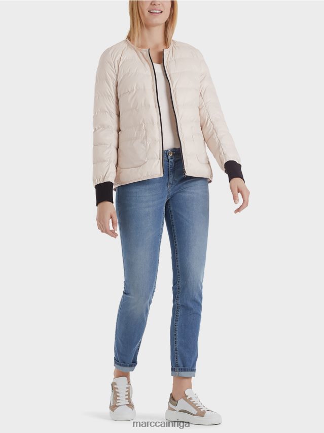 apģērbs mandeļu zieds VRBHXD302 Marc Cain polsterēta āra jaka