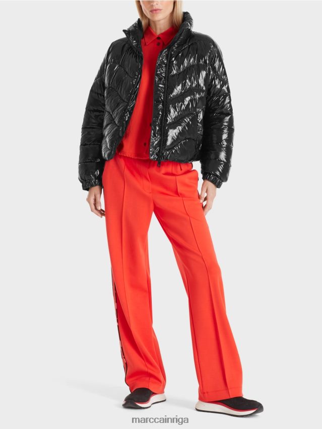 apģērbs melns VRBHXD243 Marc Cain stepēta jaka ar 3m thinsulate