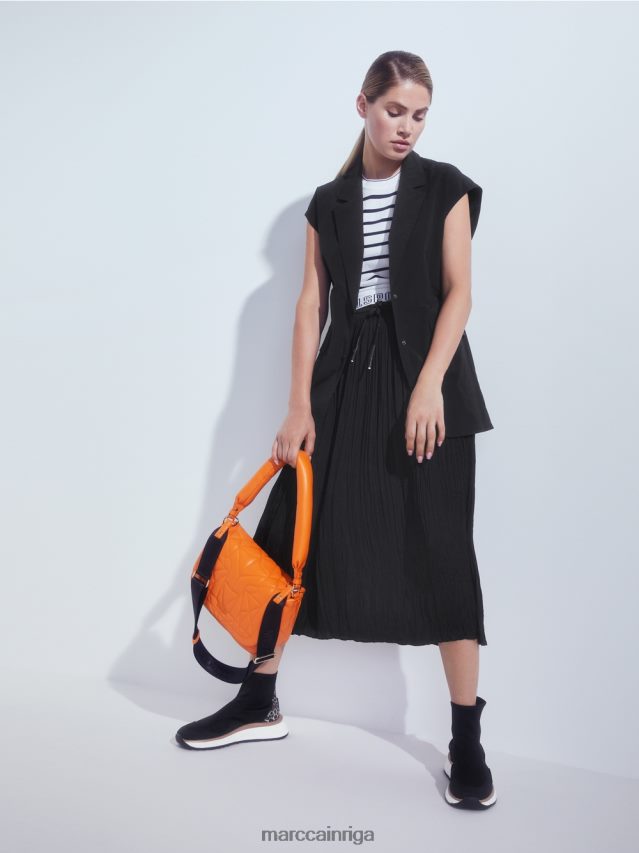 apģērbs melns VRBHXD282 Marc Cain veste ar atloku un aukliņu