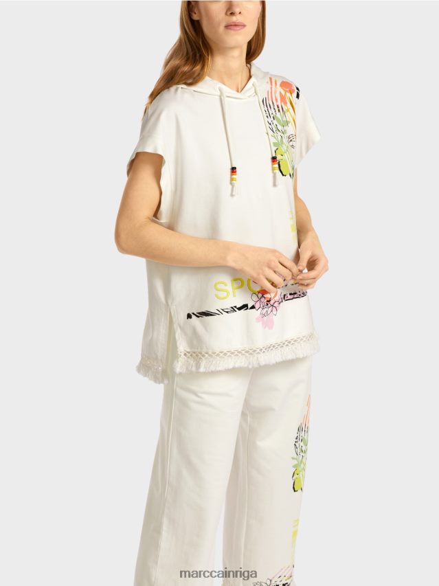 apģērbs gandrīz balts VRBHXD1225 Marc Cain džemperis ar kapuci ar bārkstīm