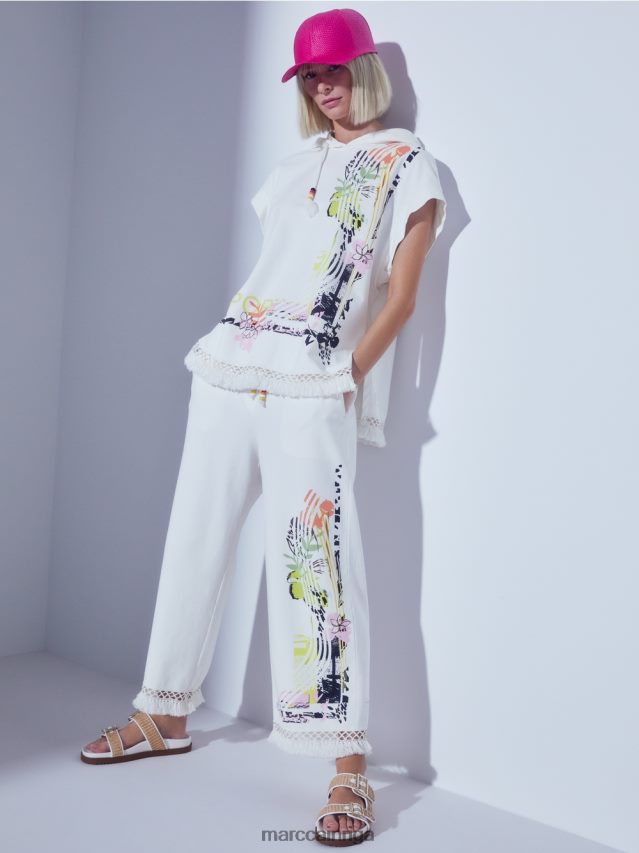 apģērbs gandrīz balts VRBHXD1225 Marc Cain džemperis ar kapuci ar bārkstīm