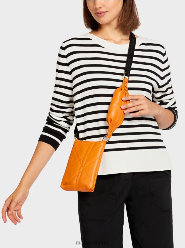 apģērbs balts un melns VRBHXD1176 Marc Cain džemperis ar pinuma svītrām