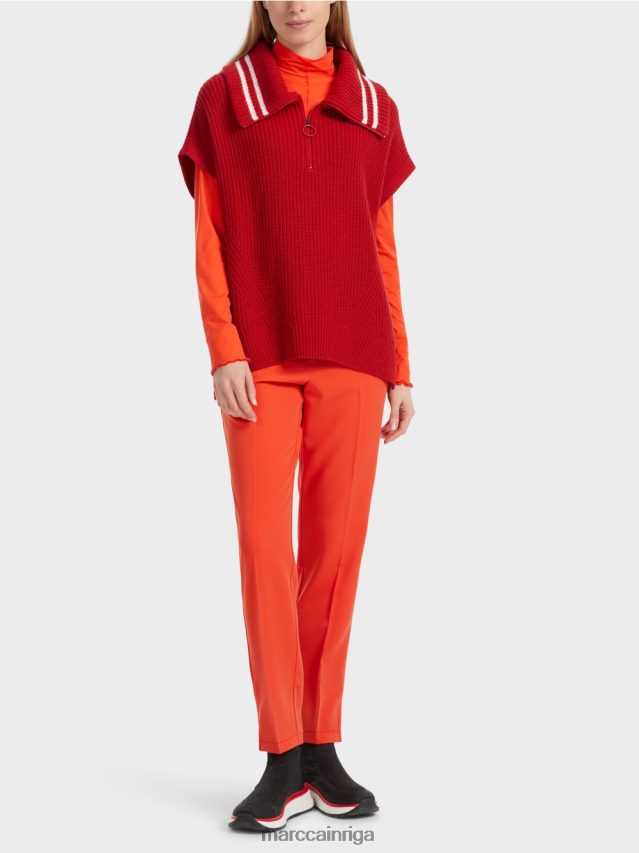 apģērbs dzērvene VRBHXD1050 Marc Cain džemperis bez piedurknēm, adīts Vācijā