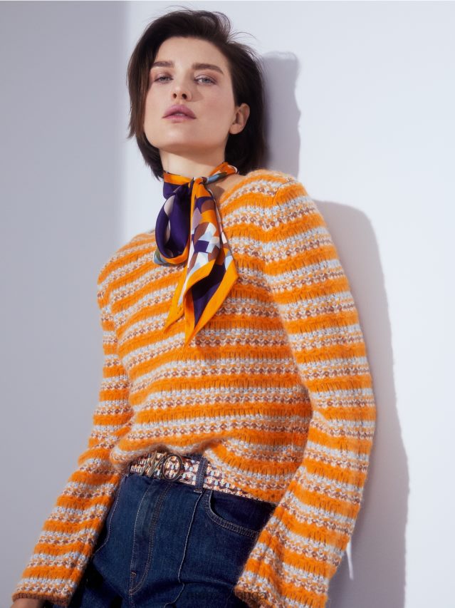 apģērbs dzidrs oranžs VRBHXD1210 Marc Cain svītrains džemperis \"adīts Vācijā\"