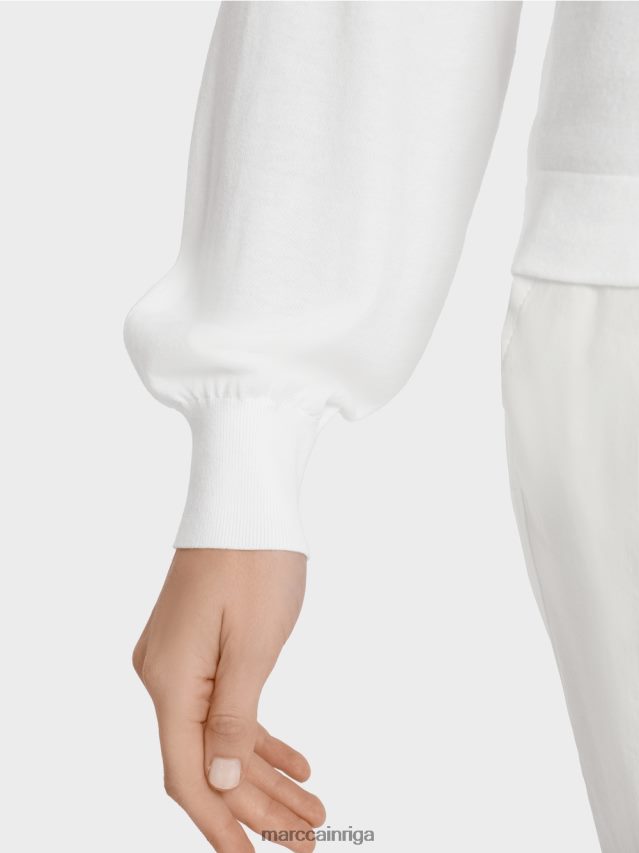 apģērbs gandrīz balts VRBHXD1143 Marc Cain adīts džemperis ar liektu kakla izgriezumu