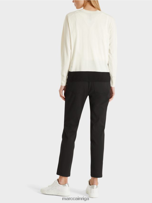 apģērbs gandrīz balts VRBHXD1183 Marc Cain džemperis no grezna materiālu maisījuma