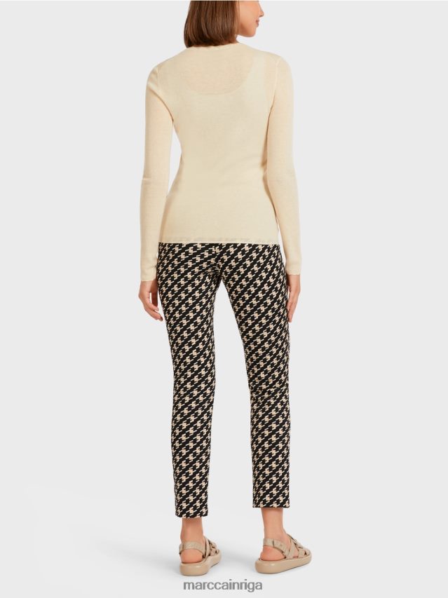 apģērbs krēms VRBHXD1197 Marc Cain vilnas džemperis ar raksta detaļām