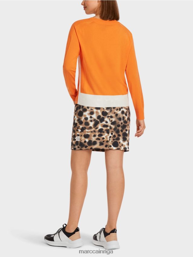 apģērbs spilgti oranža VRBHXD1178 Marc Cain džemperis no grezna materiālu maisījuma