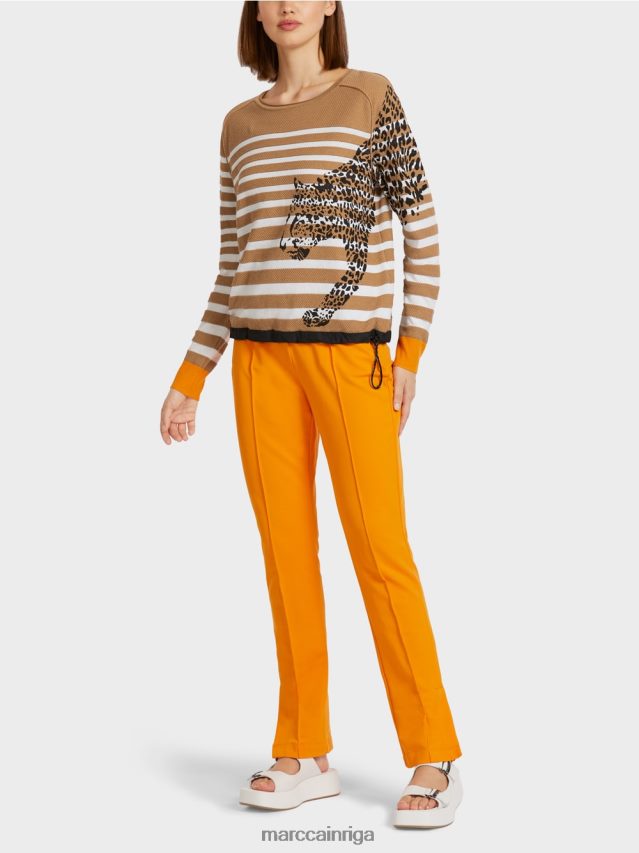 apģērbs viegla kafija VRBHXD1181 Marc Cain svītrains džemperis \"adīts Vācijā\"