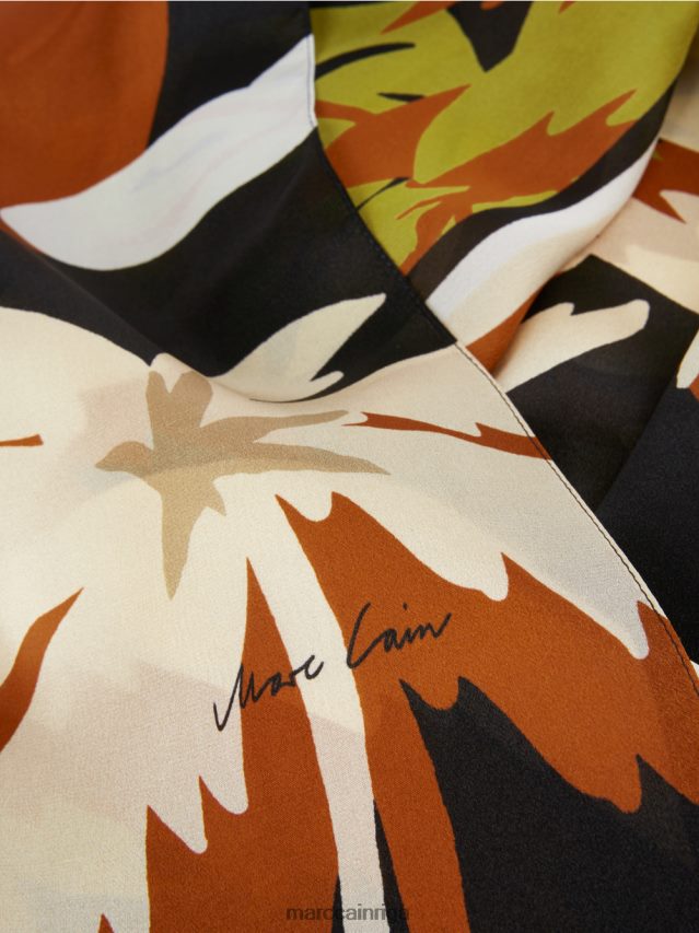 piederums dziļi olīvzaļa VRBHXD1723 Marc Cain zīda šalle ar tropisku apdruku