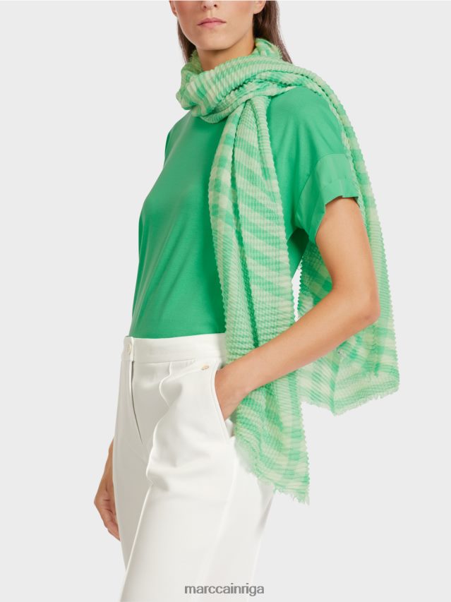 piederums gaišs skuķis VRBHXD1737 Marc Cain šalle vichy čekos