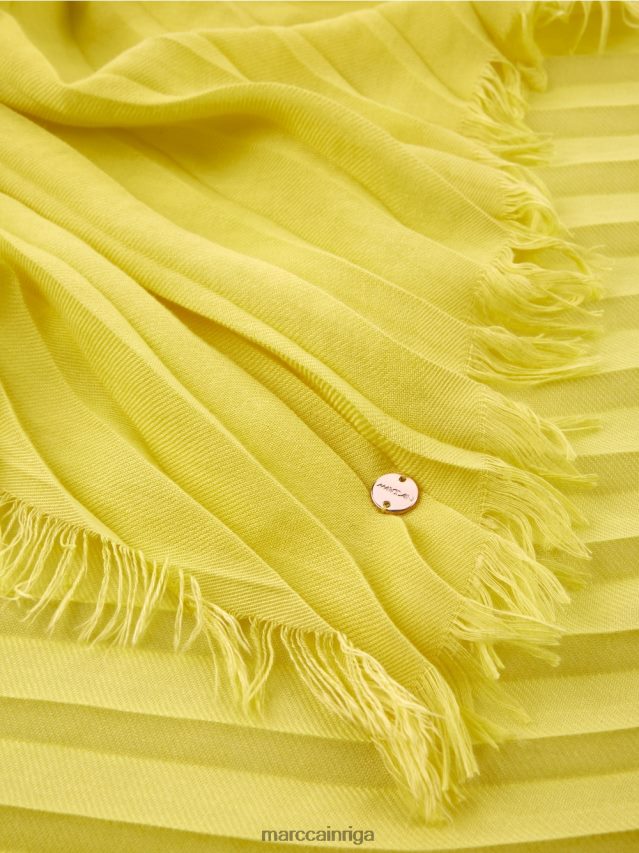 piederums mīksts citrons VRBHXD1702 Marc Cain vienkrāsains lakats ar bārkstīm