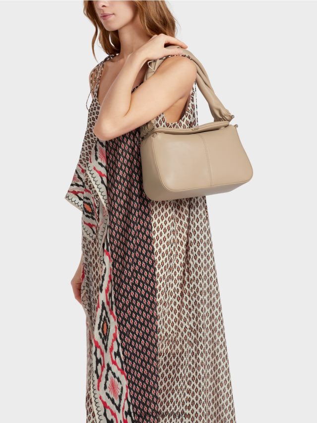 piederums dziļas smiltis VRBHXD1526 Marc Cain plecu soma ar savītu rokturi