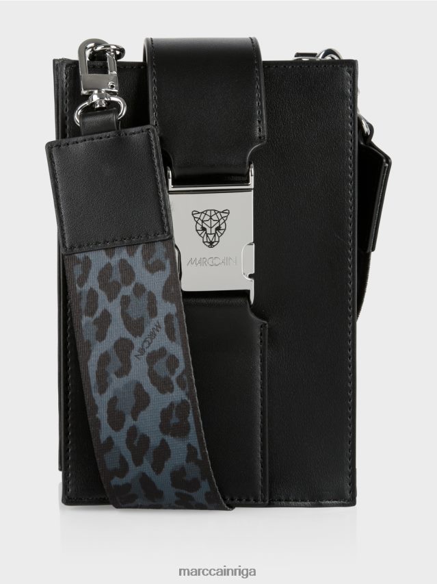 piederums melns VRBHXD1521 Marc Cain crossbody soma gareniskā formātā